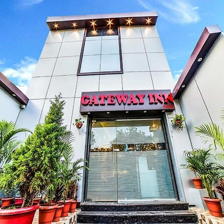 Gateway Inn ムンバイ エクステリア 写真