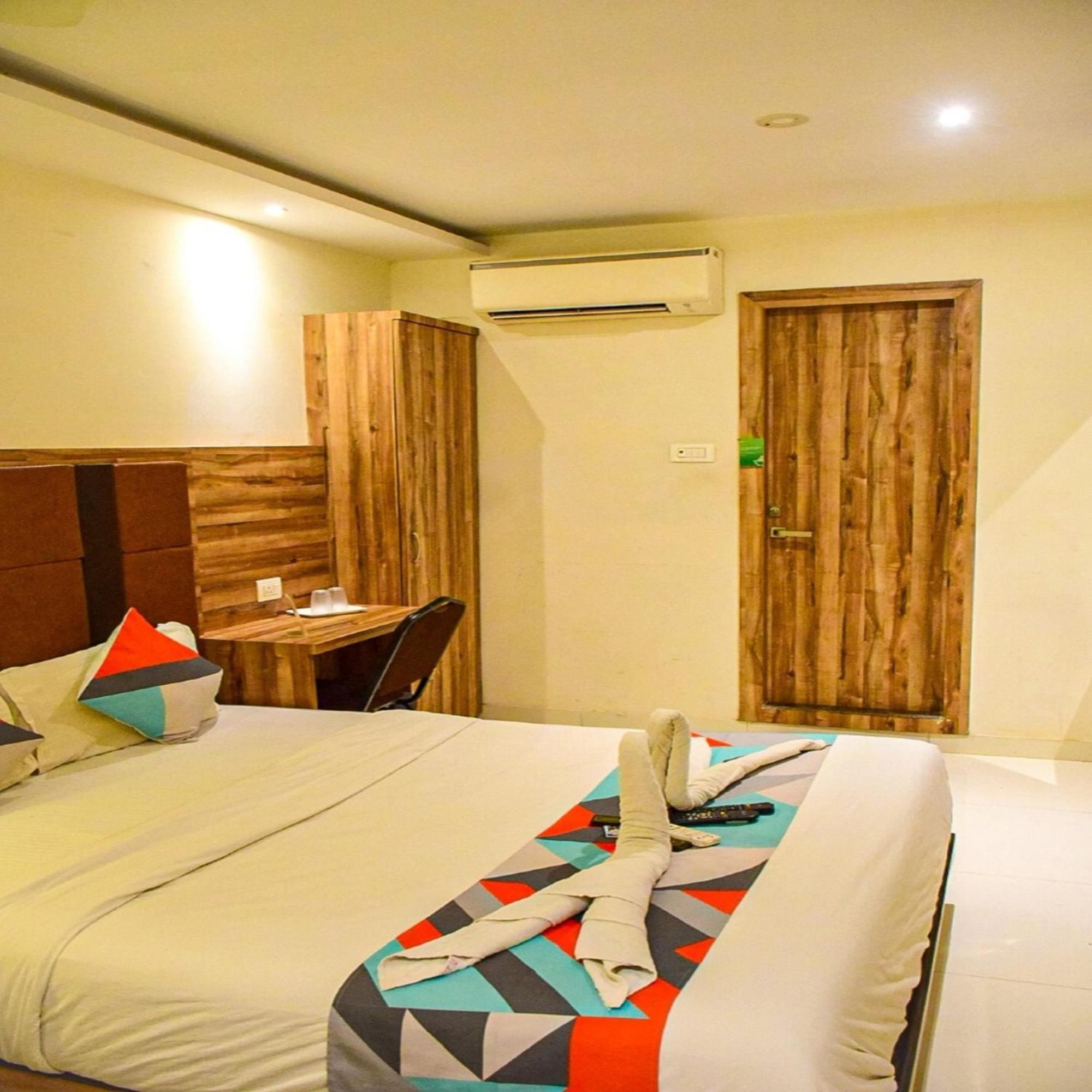 Gateway Inn ムンバイ エクステリア 写真