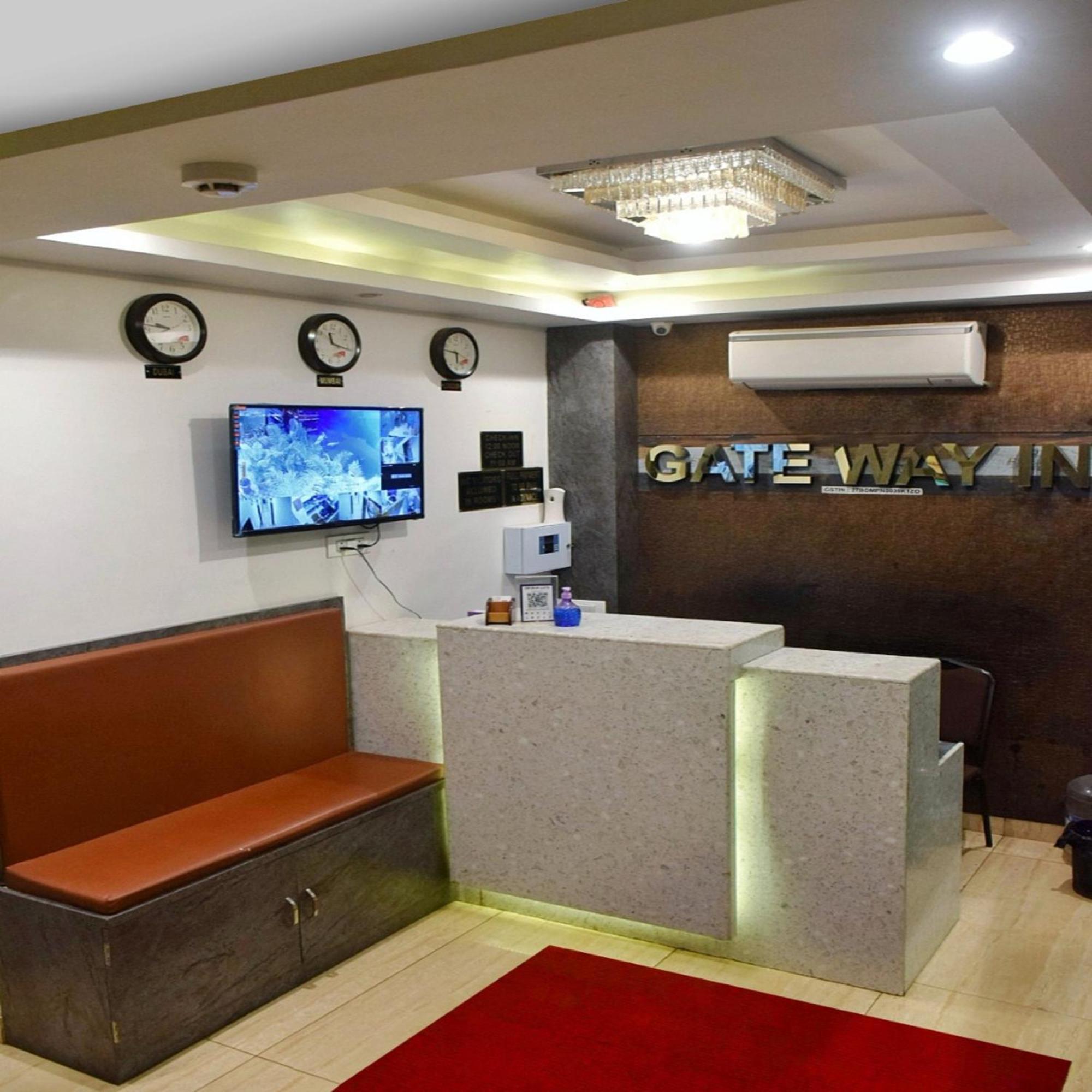 Gateway Inn ムンバイ エクステリア 写真